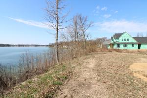 6 N Lakeshore Drive