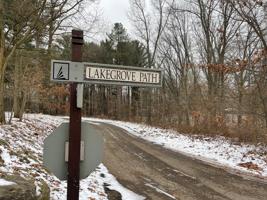 2866 Lake Grove