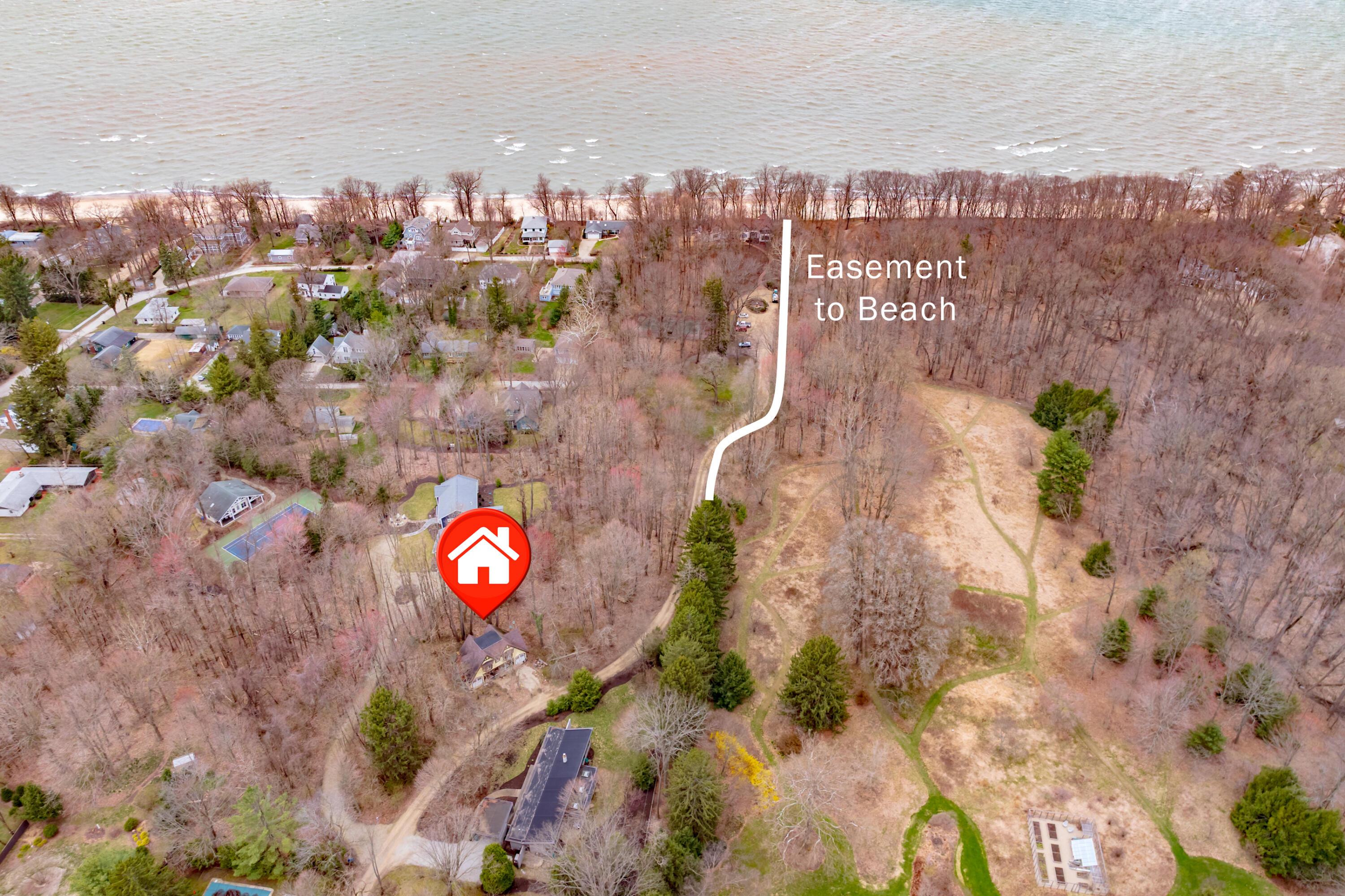 Image 4: Lakeshore Dr 14370 Lakeside 49116-47