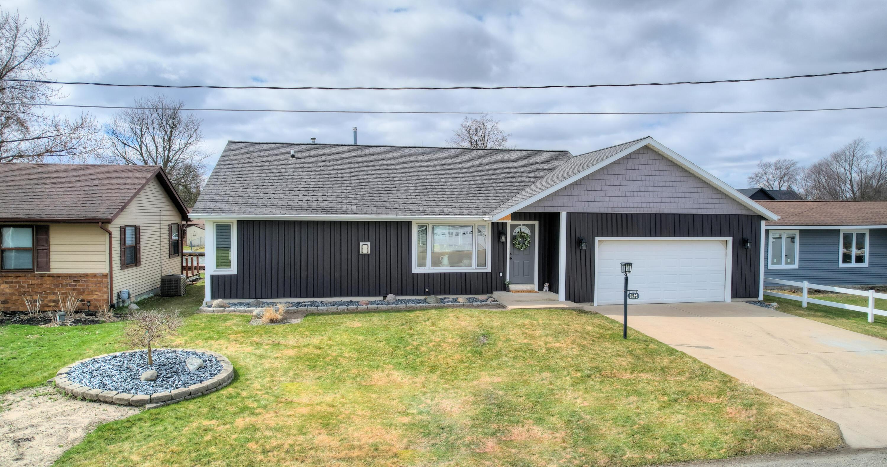 Image 3: DJI_0038_39_40_41_42