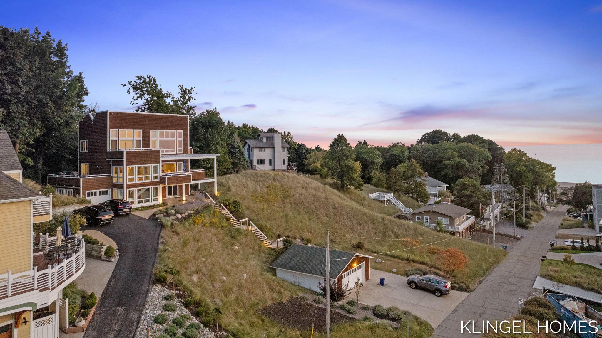 Image 2: 199-web-or-mls-140-prospect-st