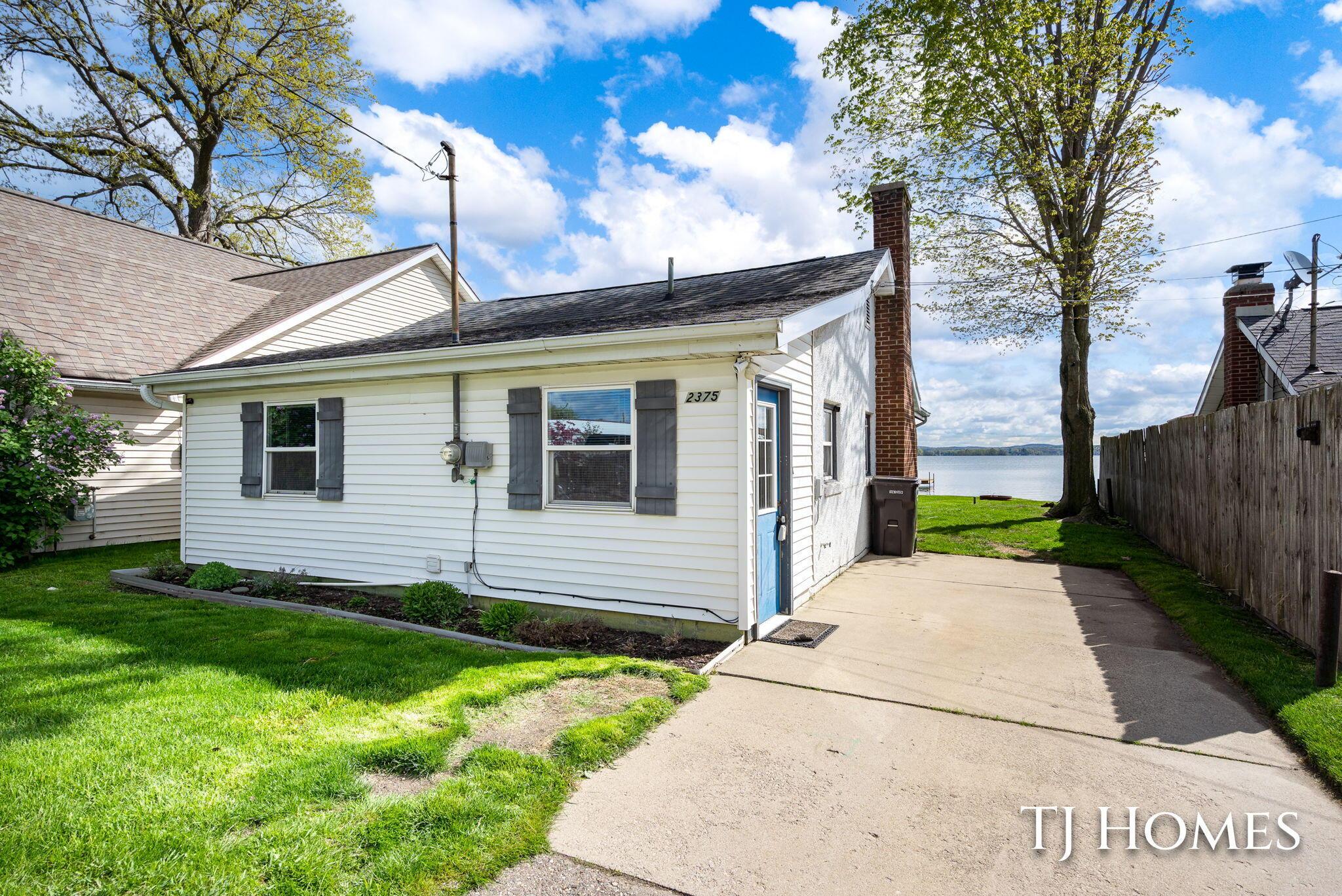 Image 1: 3-web-or-mls-2375 Patterson Rd-24