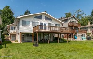 50367 W Lakeshore Drive