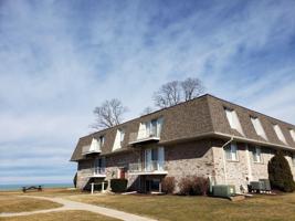 3616 Lakeshore Drive