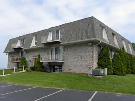 3622 Lakeshore Drive