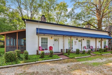 15775 Lakeshore