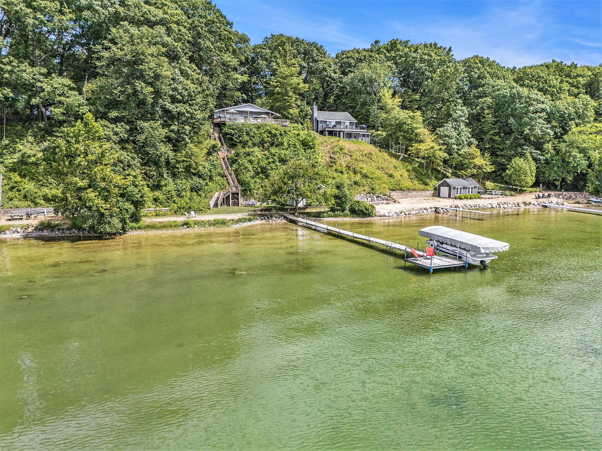 Image 2: 050_dji_fly_20250829_140700_0121_1756491