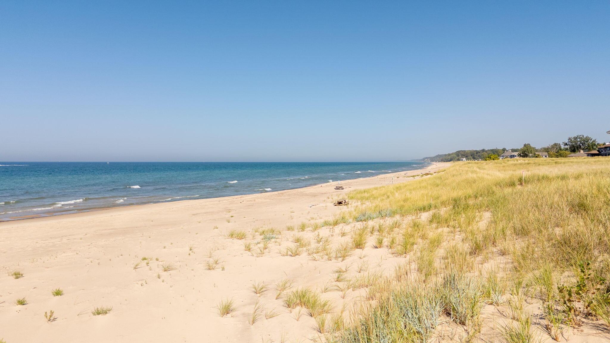 Image 2: 18-web-or-mls-374-ridgeway-st