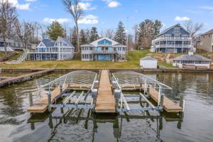 7577 Forest Beach