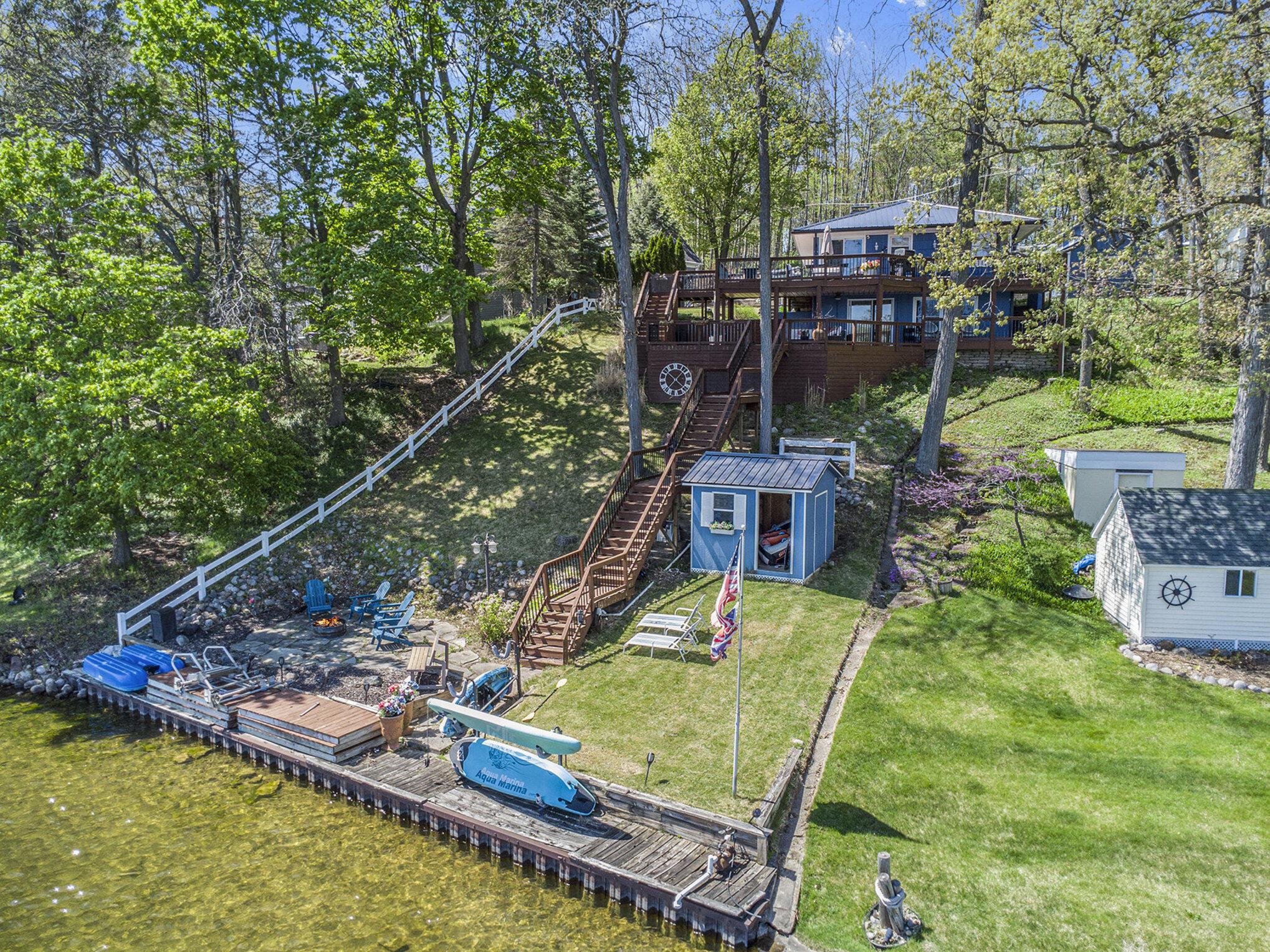 Image 4: 053_13872_fineview_bluff_dr_battle_creek