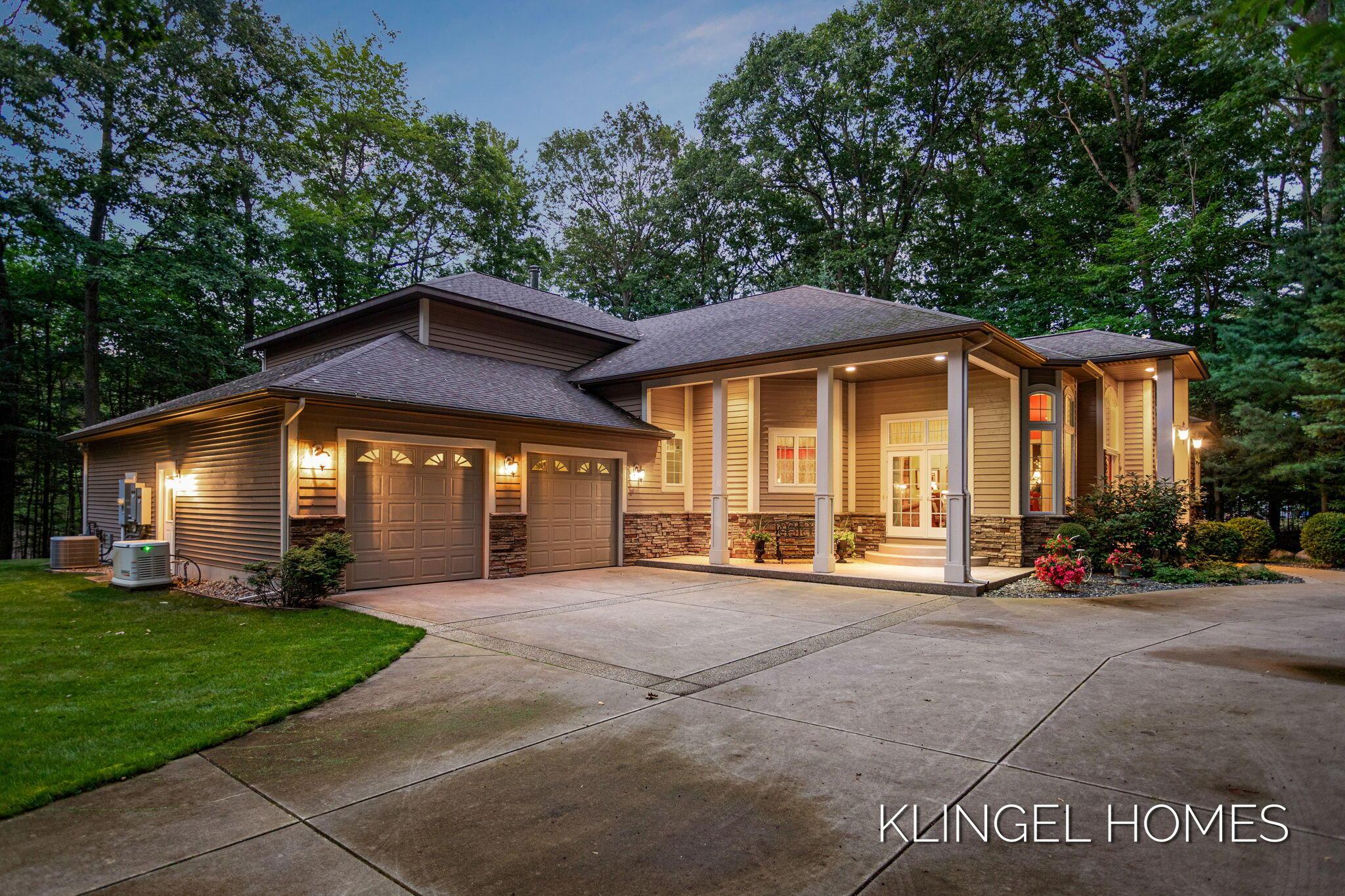 Image 1: 298-web-or-mls-6240-scenic-woods-cir-n