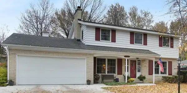 15646 View Drive