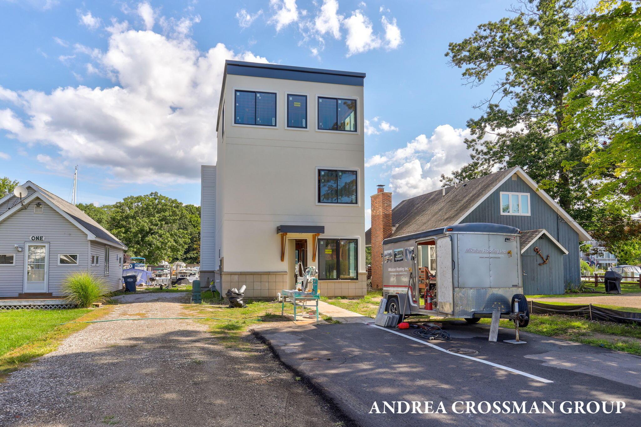 Image 2: 29-web-or-mls-1-bailey-ave-unit-5