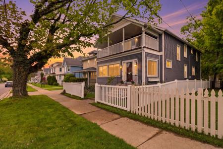 1012 Pearl Street