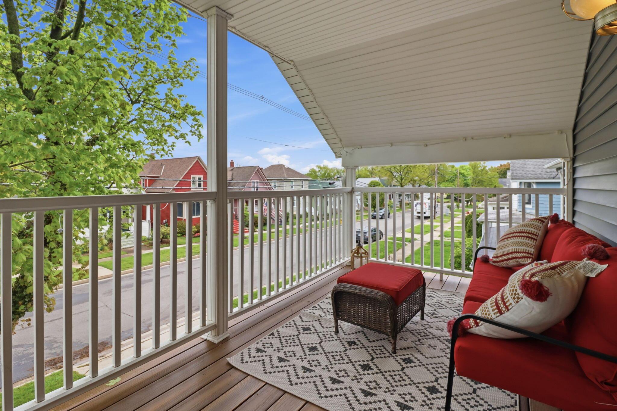 Image 4: 1012 Pearl St, St. Joseph, MI 49085