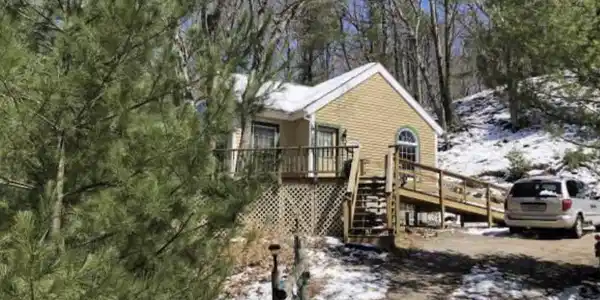 184 N Lighthouse Drive
