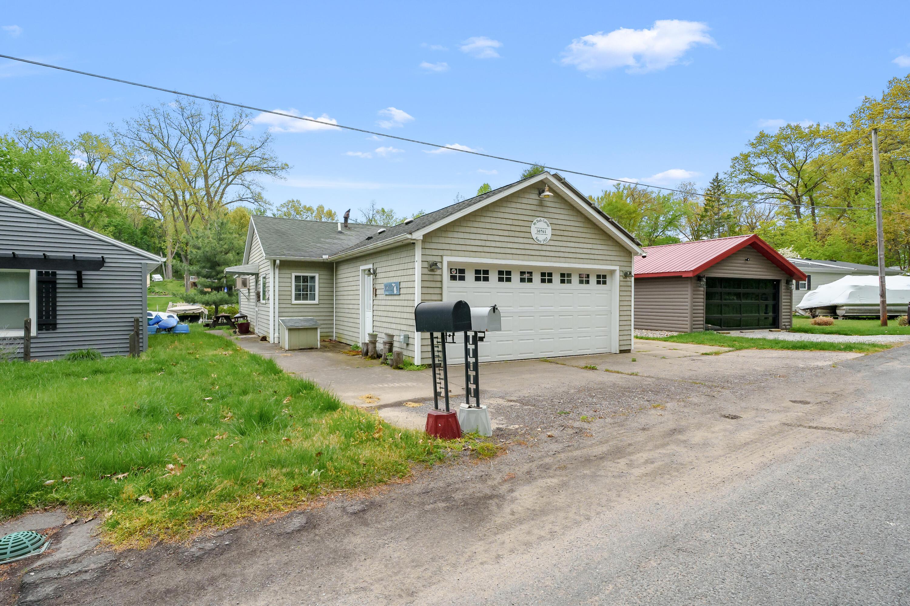 Image 1: Bay Rd W 50761 Dowagiac 49047-1