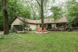 14458 Wolf Lane
