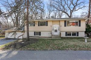 3515 Calumet Trail