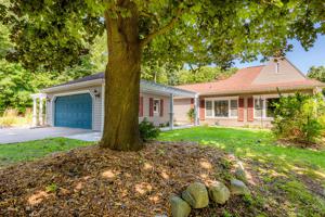 2853 W Glenlord Road