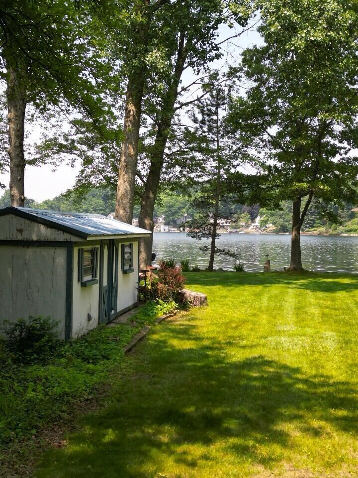 Image 2: lake