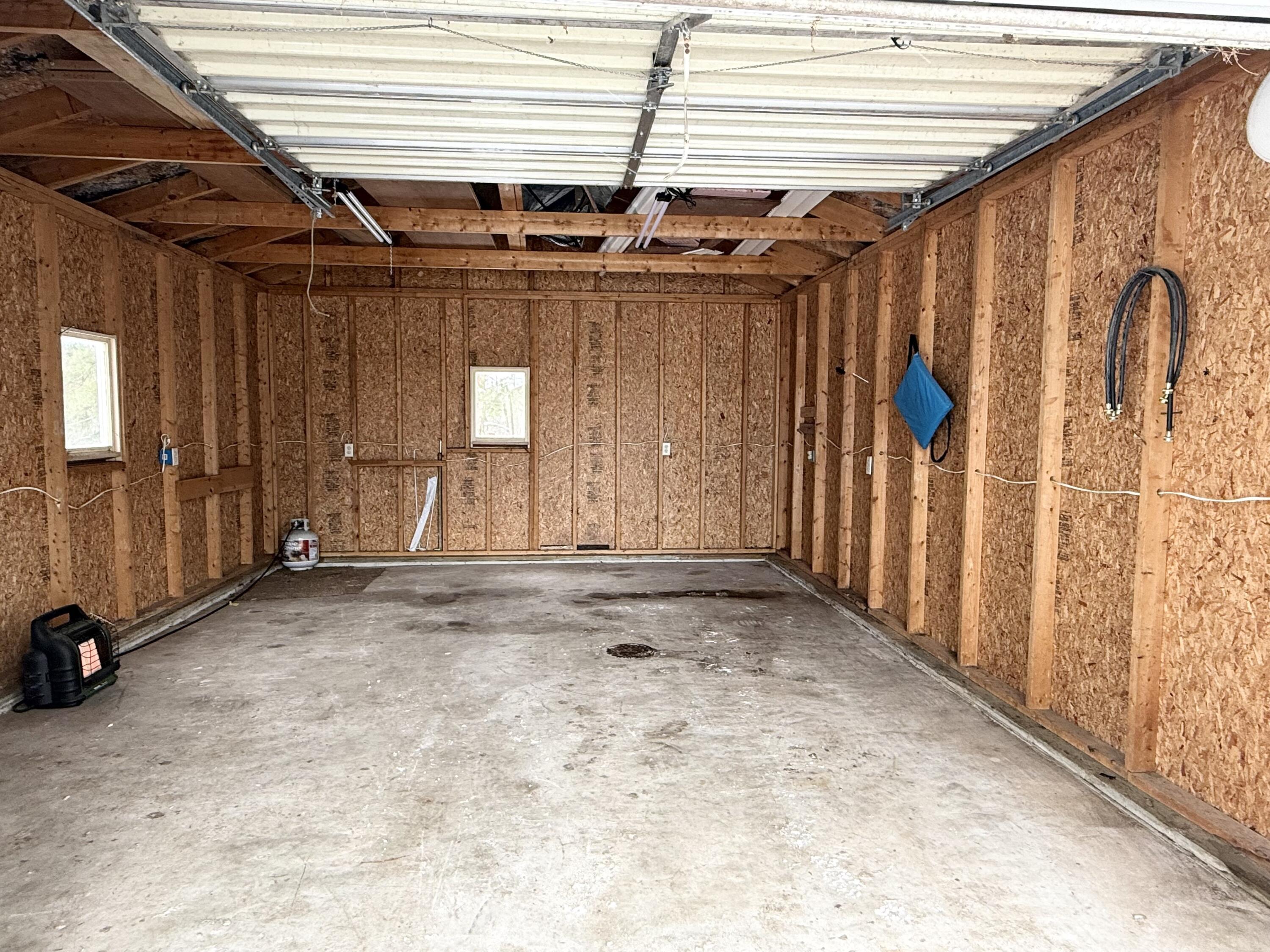 Image 4: Inside of garage