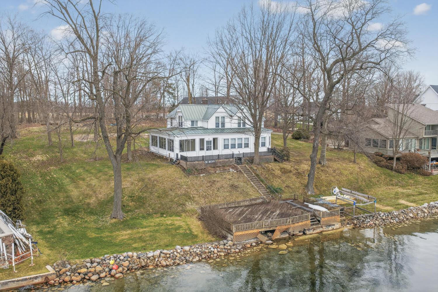 Image 3: 61305 Crooked Creek Rd-large-003-035-613