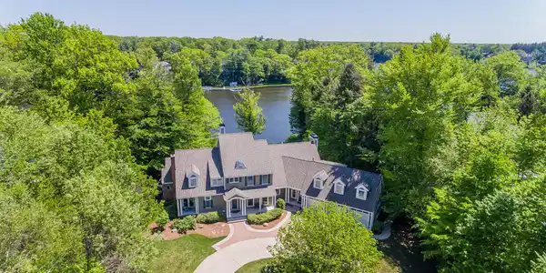 19128 Rosemary Road