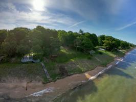 3131 Lakeshore N Drive