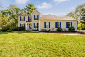 2835 Lakeshore
