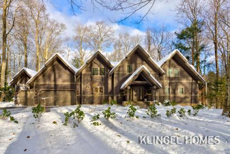 6290 Scenic Woods Circle N