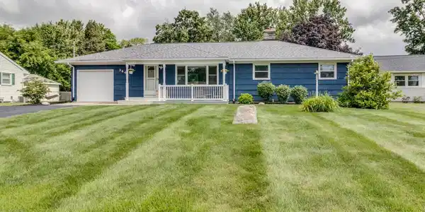 344 Lakeshore Drive
