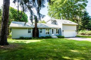 14446 Lakeshore Road