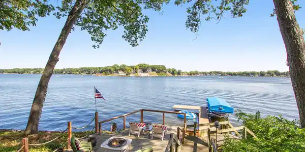 16115 Harbor View Drive