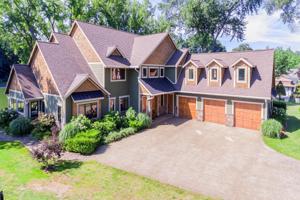 6900 Island Court
