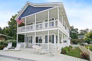 1209 Beach Drive
