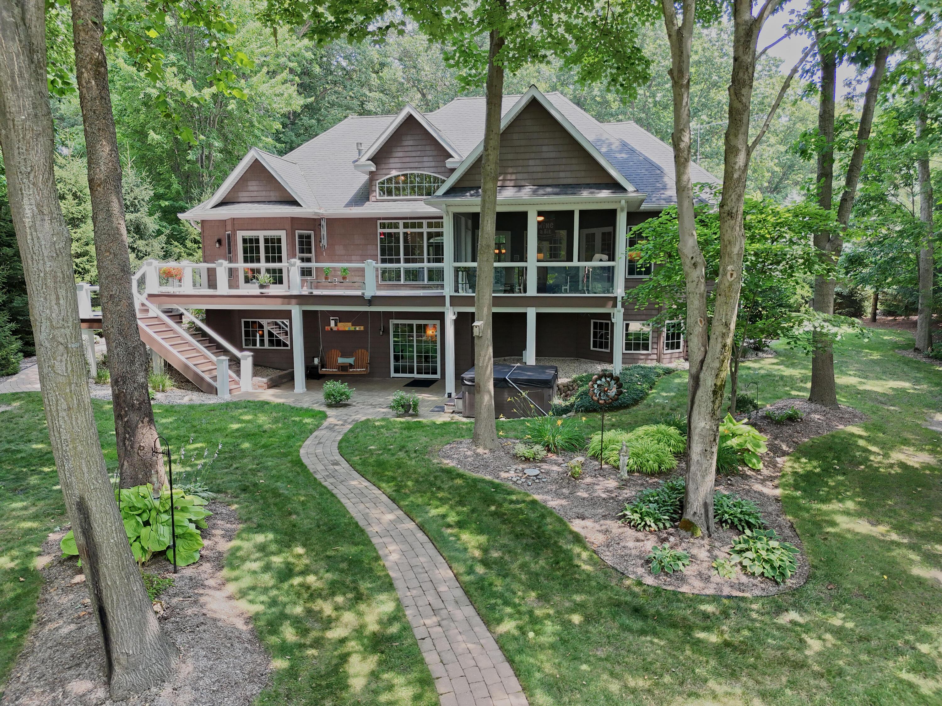 Image 1: Front of Home