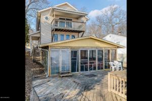 17161 LAKEVIEW Drive