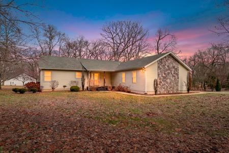 61833 Bayshore Drive