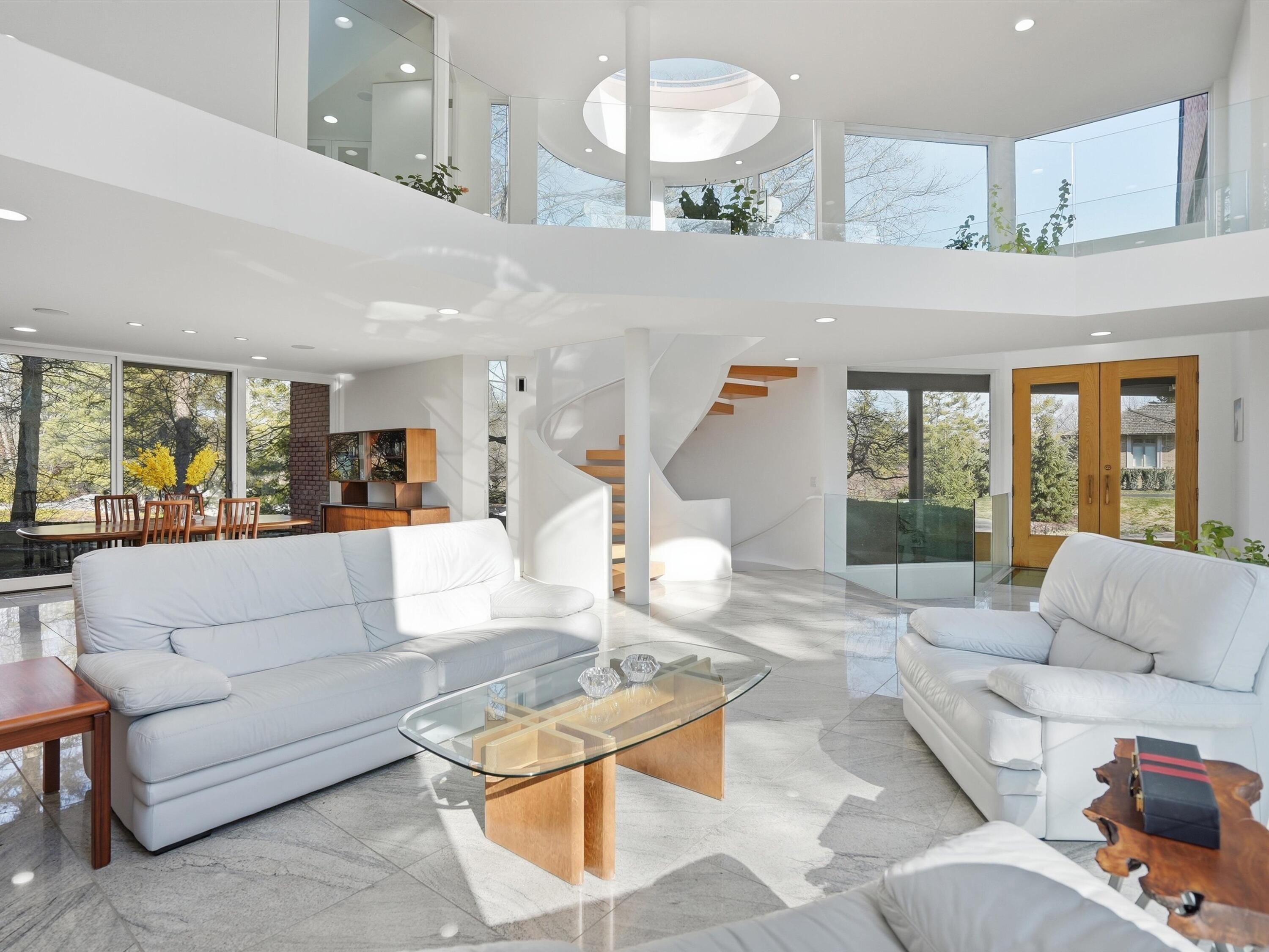 Image 4: 036-DSC03332