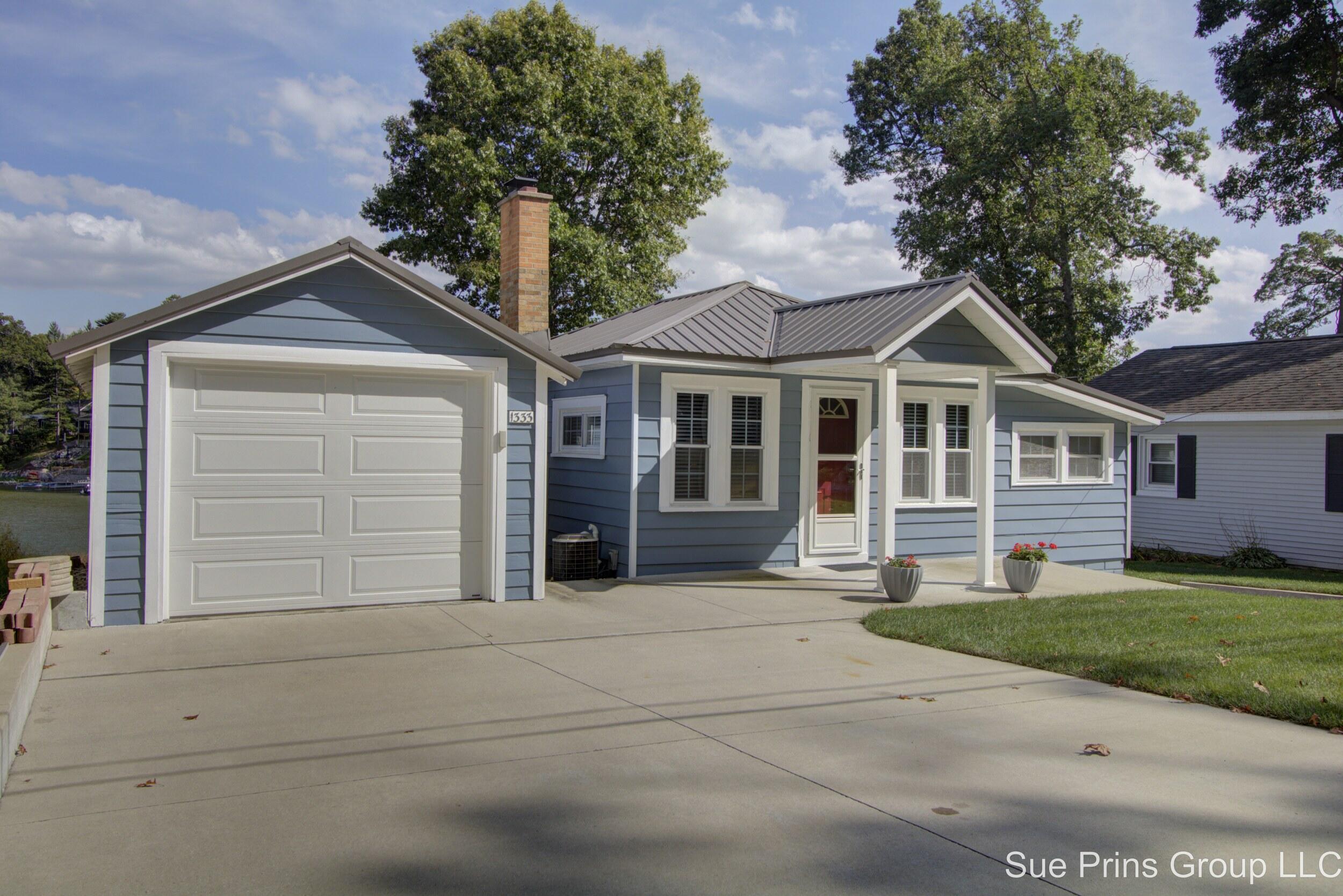 Image 2: 4_img_9842_3_4