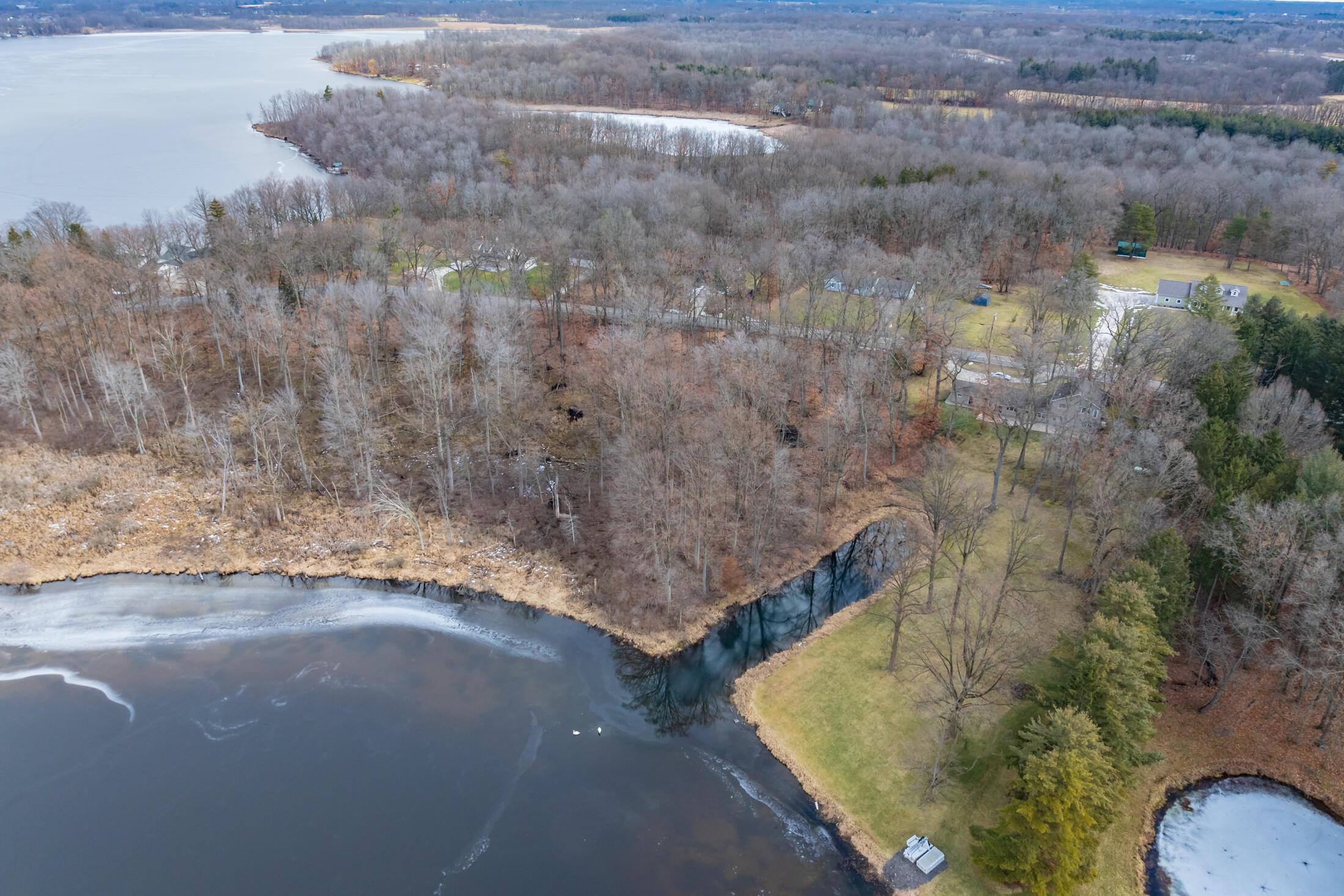Image 3: Tub_Lake_Vicksburg-Drone-7