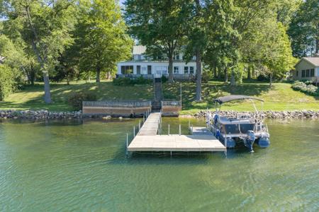 61305 Crooked Creek Road