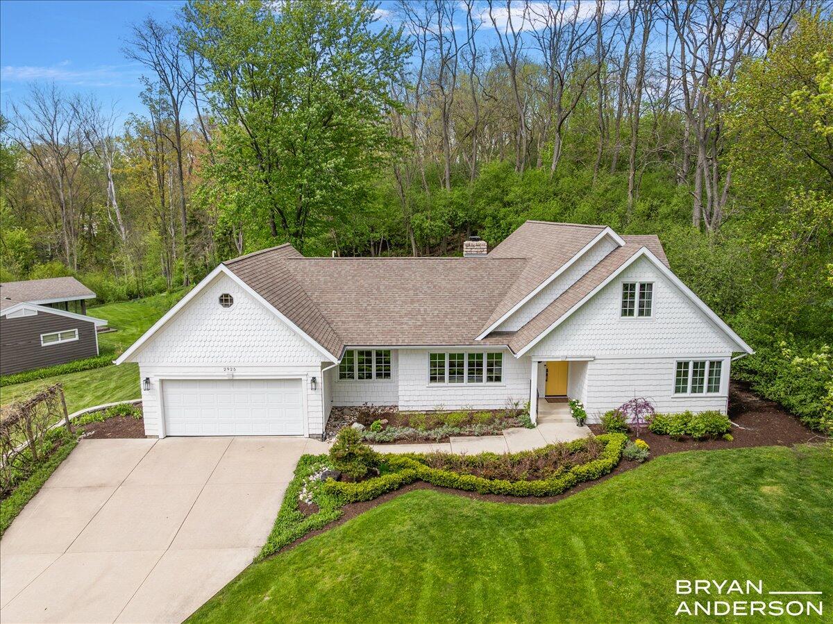 Image 1: 080-2925 Reeds Lake Blvd SE WM-2