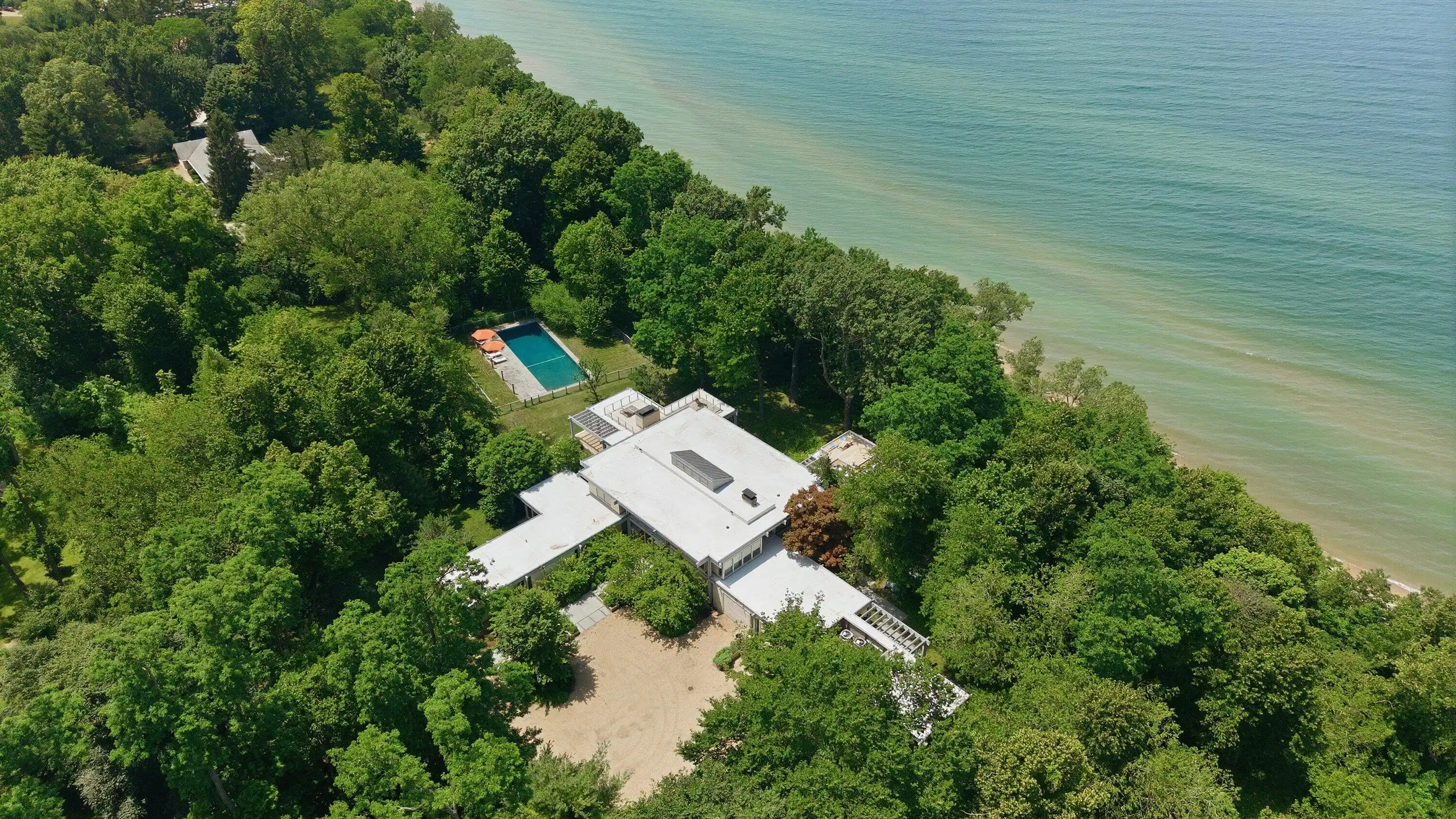 Image 1: Rocky Gap Estate