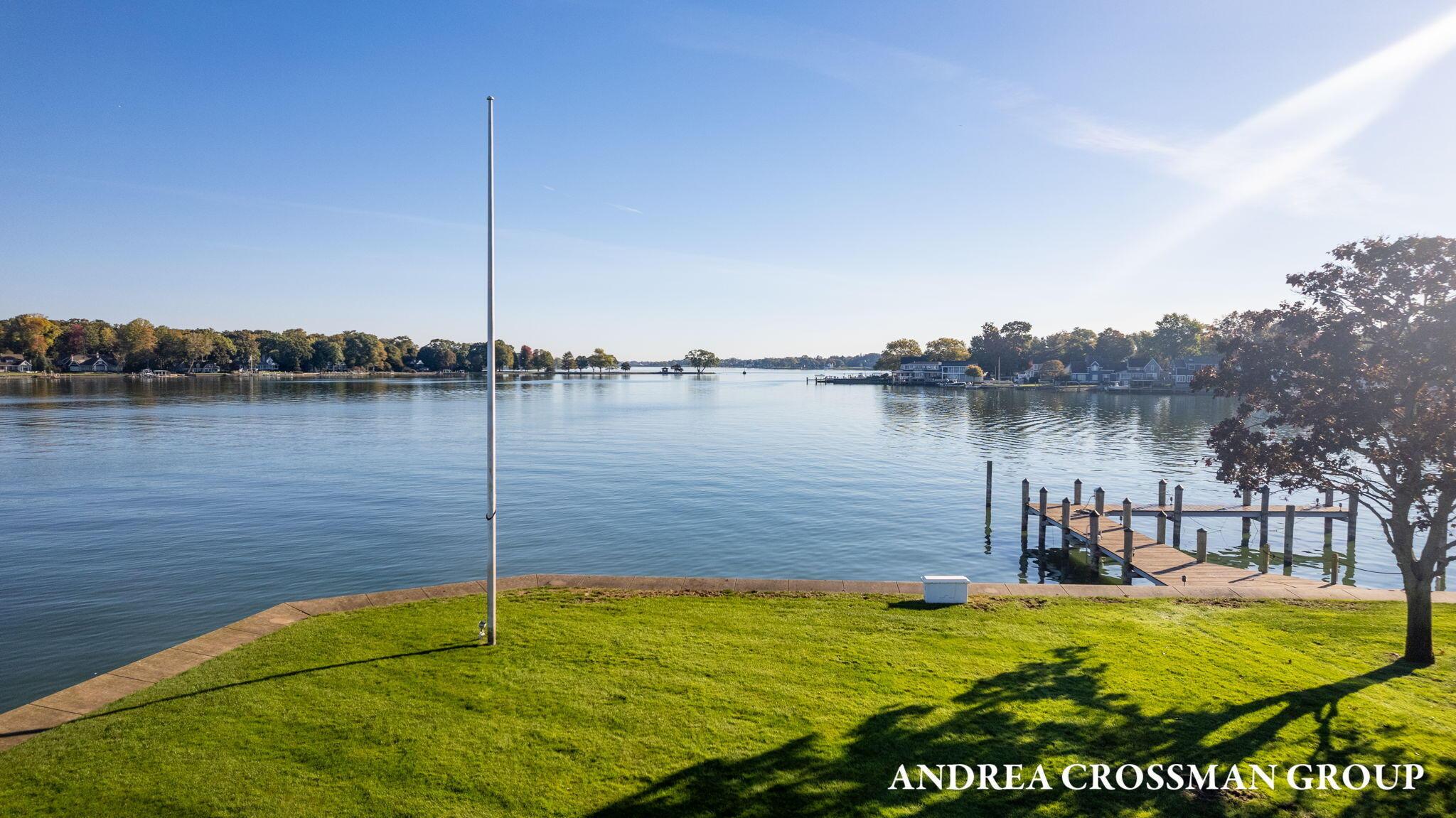 Image 3: 18-web-or-mls-1329-bayview-dr