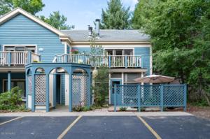 800 North Shore Drive