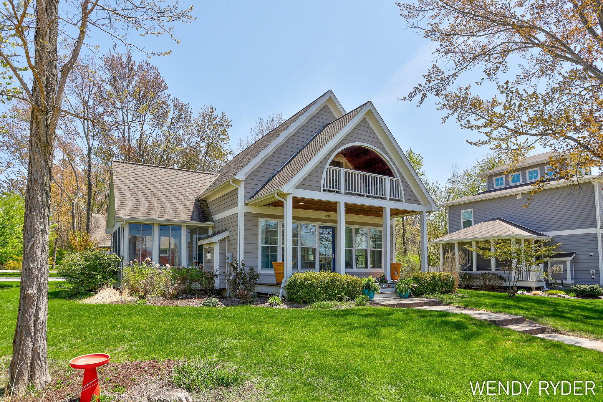 Image 1: 4-web-or-mls-475-lakeshore-dr