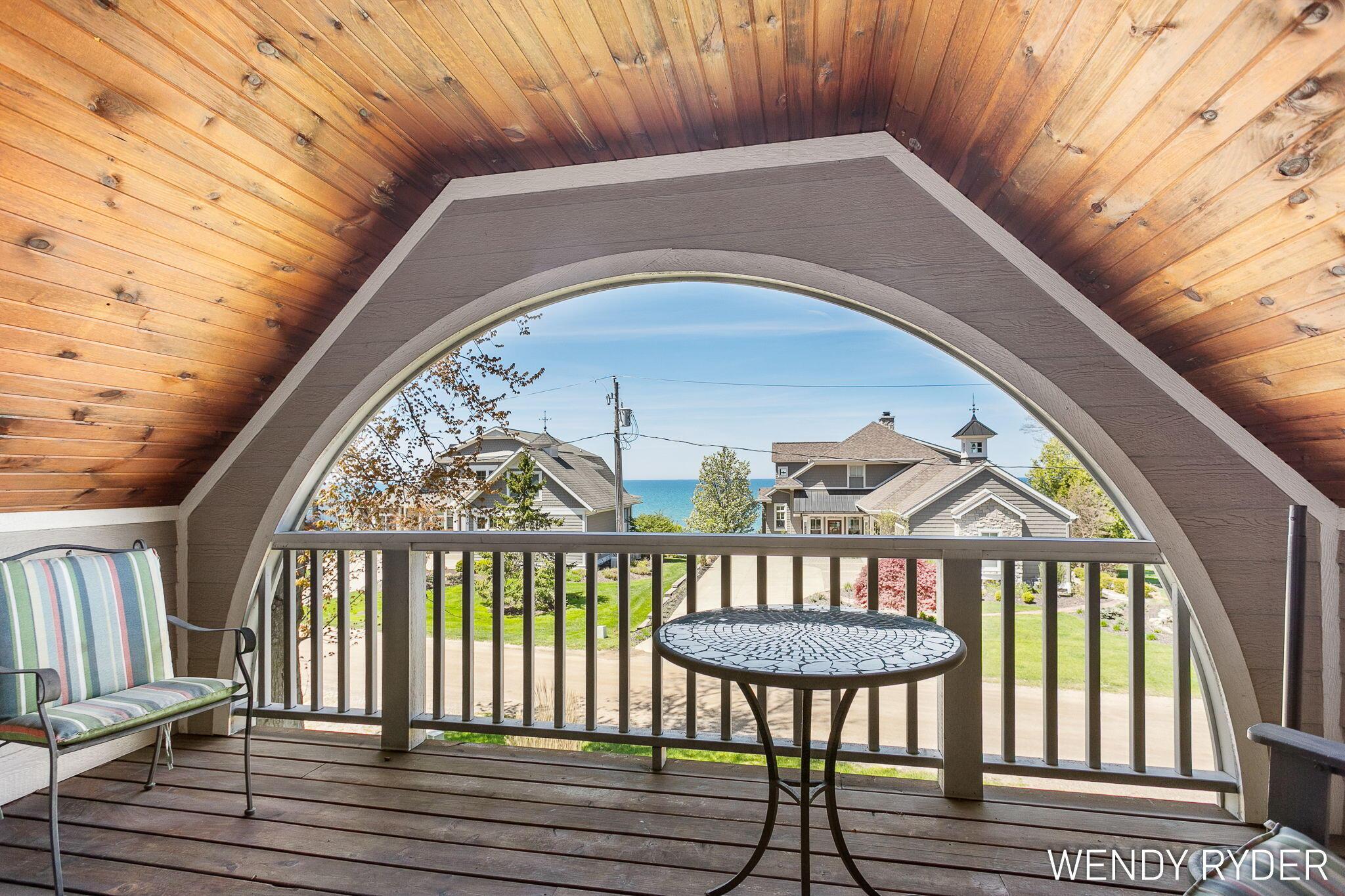 Image 2: 62-web-or-mls-475-lakeshore-dr
