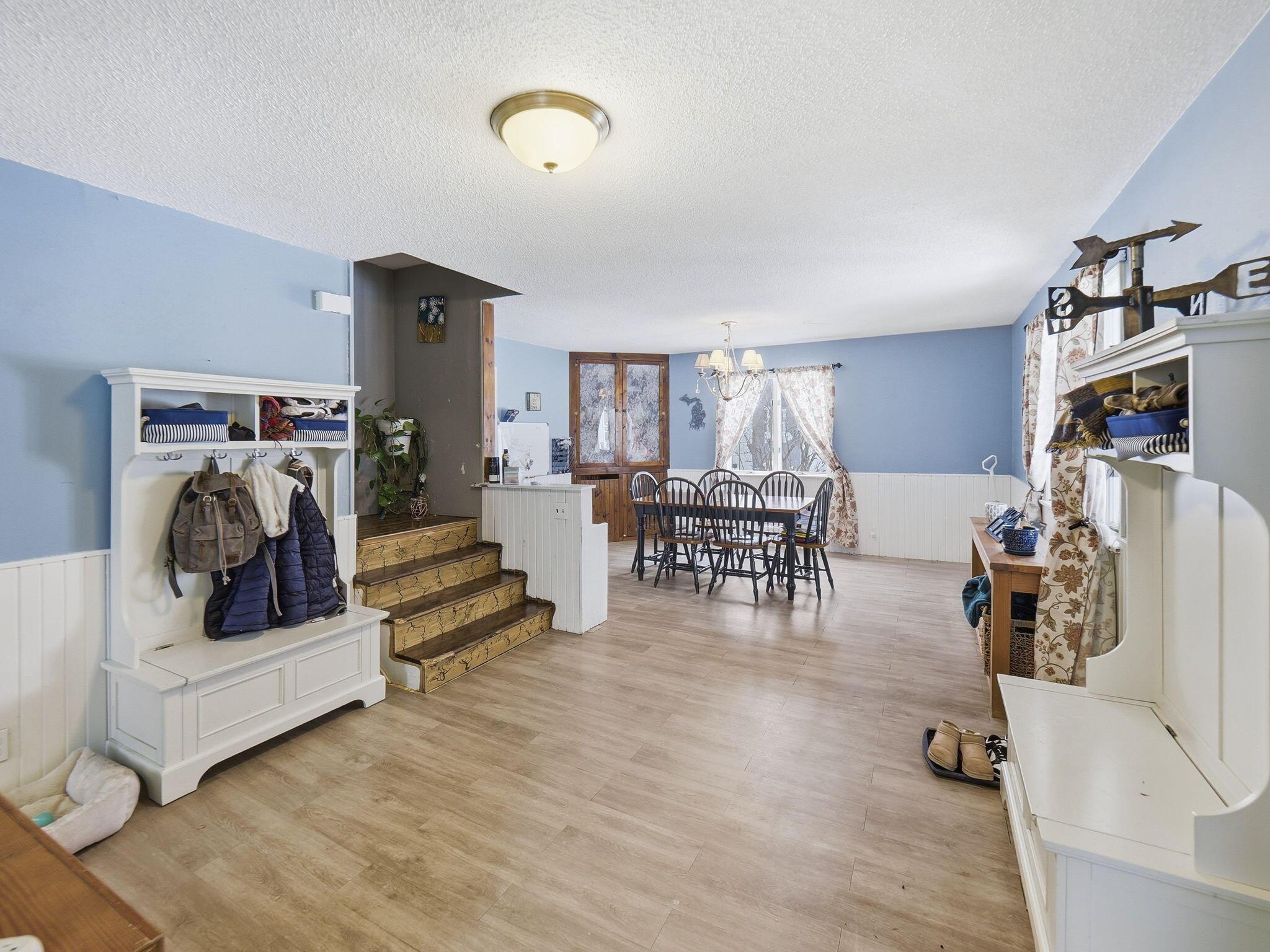 Image 4: 8-web-or-mls-P1290012